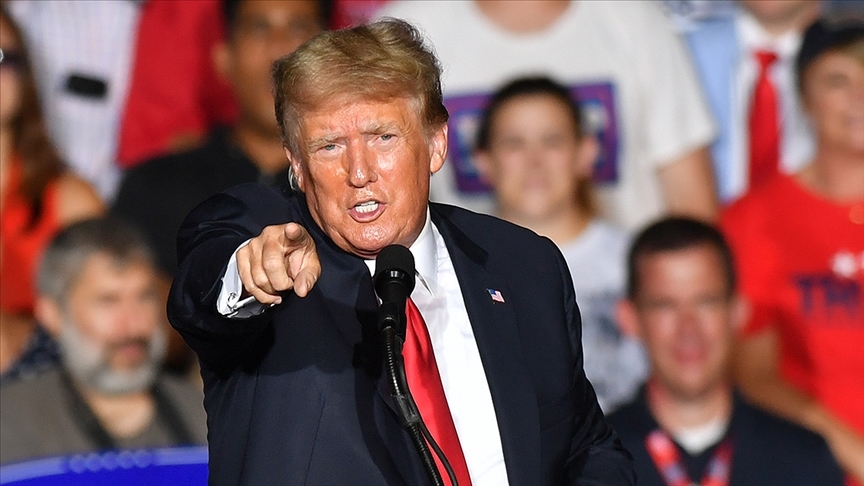 Trump, kendisini Rusya ile 'gizli anlaşma' yapmakla suçlayan Demokratlara dava açtı