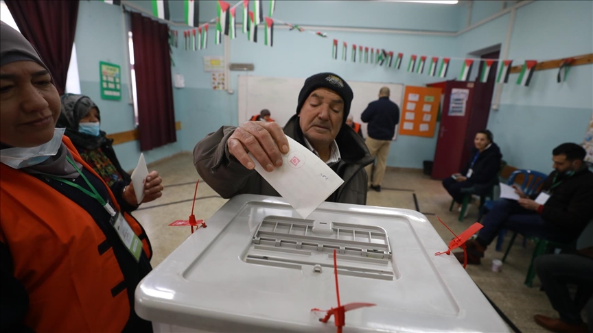 Palestinians in West Bank vote in 2nd phase of local elections