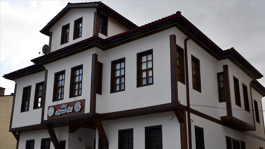 Masal evine dönüştürülen tarihi konak, kültürel mirası yeni nesil ile tanıştırıyor
