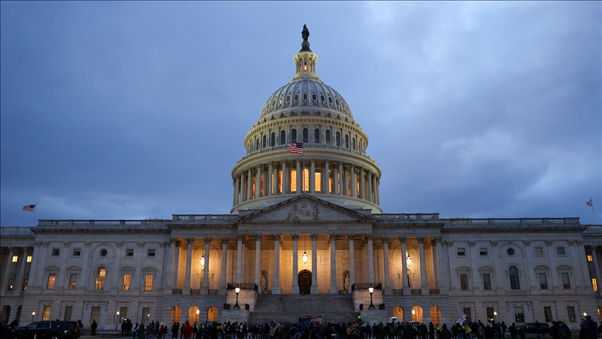 Juez estadounidense afirma que Trump cometió delitos durante el asalto al Capitolio en 2021 