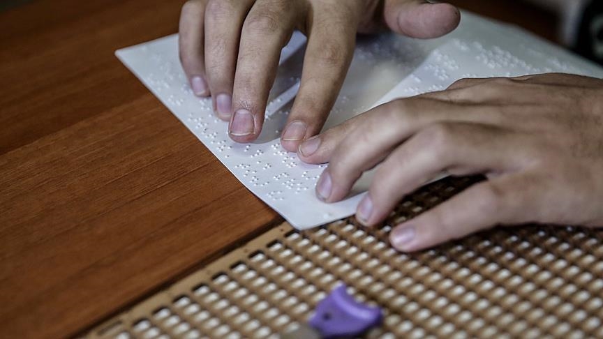 Görme engellilerden 'gizli oy kullanma hakkı' talebi