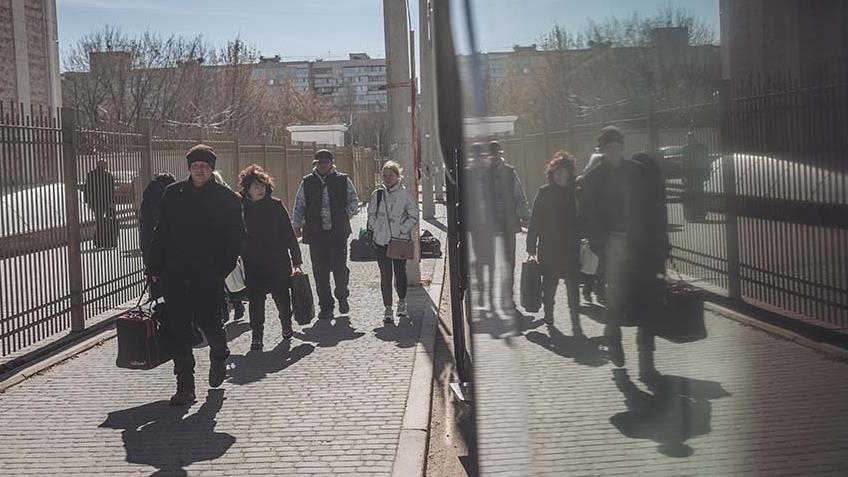 ONU anuncia que cuatro millones de personas han huido de Ucrania desde el inicio de la guerra