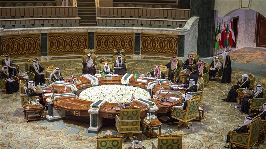 Gulf bloc hosts Yemen peace talks amid Houthi absence
