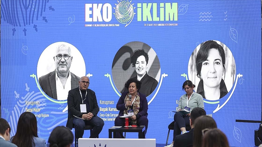 Coca Cola Türkiye Genel Müdürü Karaca: Sattığımız plastik ürünler yüzde 100 geri dönüştürülebilir malzemeden oluşuyor