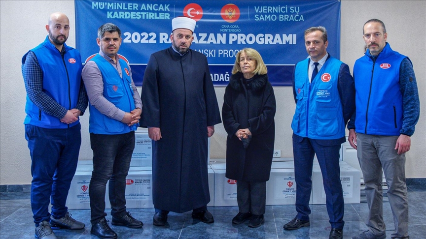 Crna Gora: Diyanet iz Turkiye donirao ramazanske pakete pomoći