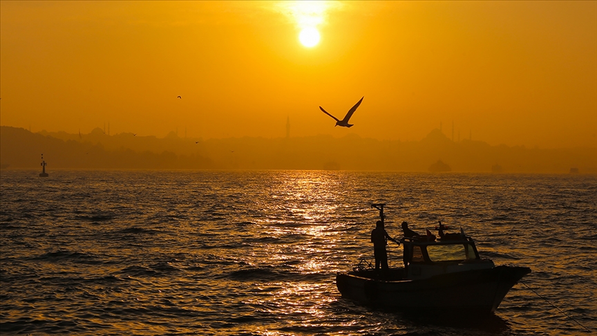 İklim değişikliği nedeniyle Marmara Denizi'nde yüzey suyu sıcaklığı artıyor