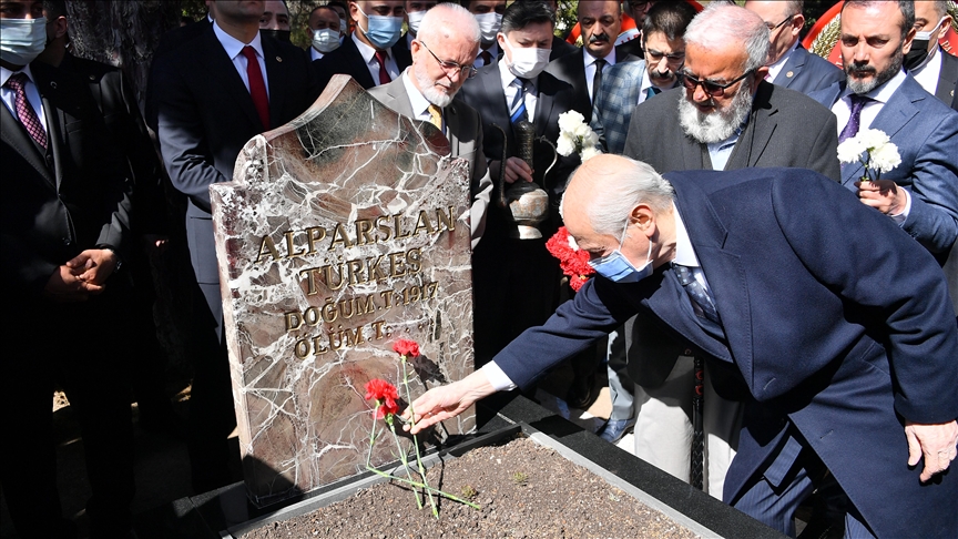 MHP Genel Başkanı Bahçeli, Alparslan Türkeş'i andı: O, her şeyden önce bir inanç, bir şuur, bir gönül insanı