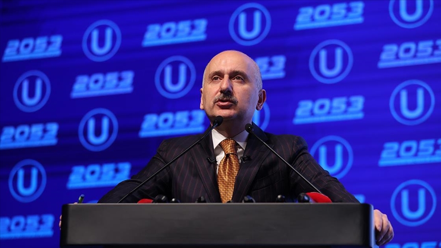 Bakan Karaismailoğlu: Otoyol ağımızı 8 bin 325 kilometreye yükselteceğiz