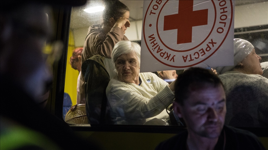 Ukrayna'da son 24 saatte yaklaşık 4 bin sivil tahliye edildi