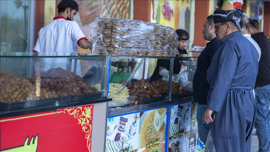 پاقلاوە و شەربەت دوو میوانی هەمیشەیی سەر سفرەی بەربانگ