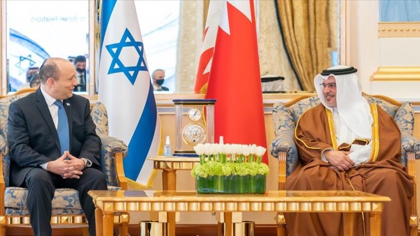 بينيت وولي عهد البحرين يبحثان تعزيز كافة مسارات التعاون