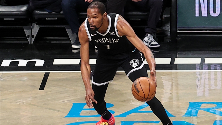 NBA'de Durant 'triple double' yaptı, Nets geriden gelerek kazandı