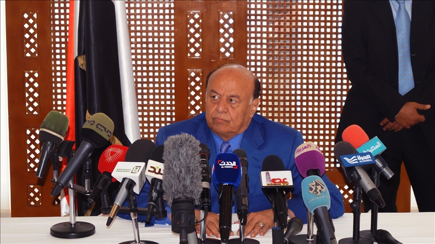 اليمن.. هادي يعفي نائب رئيس الجمهورية من منصبه 