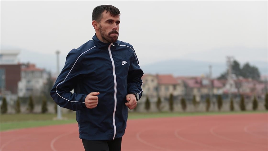 Milli atlet Ramazan Özdemir uluslararası şampiyonalarda madalya hedefi için koşacak