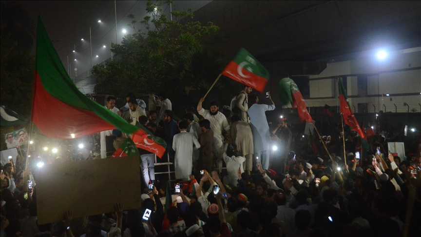 Supporters of Pakistan’s ousted prime minister stage nationwide protests