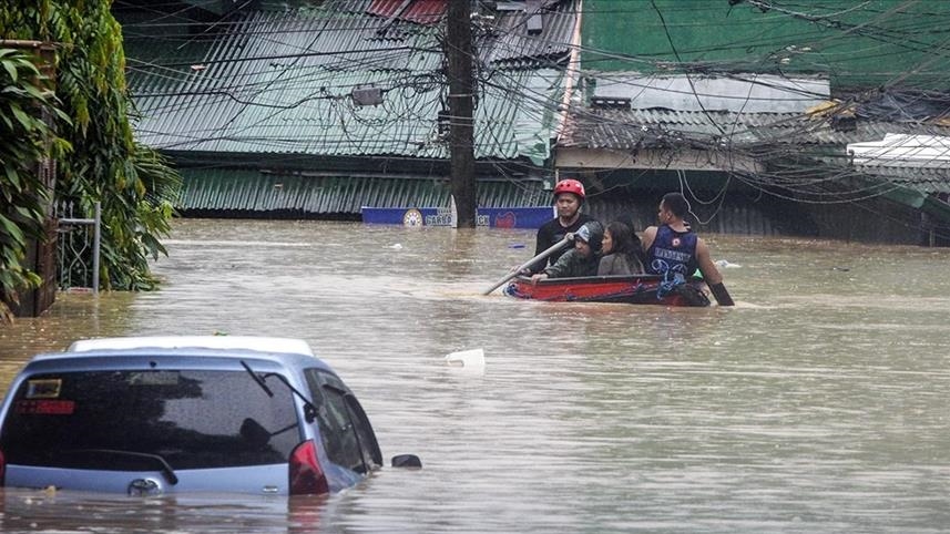 Наводнения и сход оползней на Филиппинах: десятки погибших