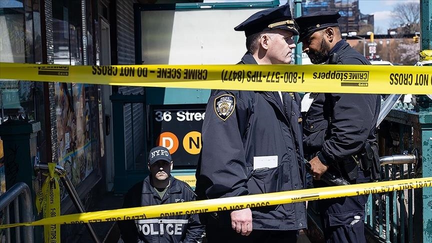Стрельбу в метро Нью-Йорка мог устроить 62-летний афроамериканец