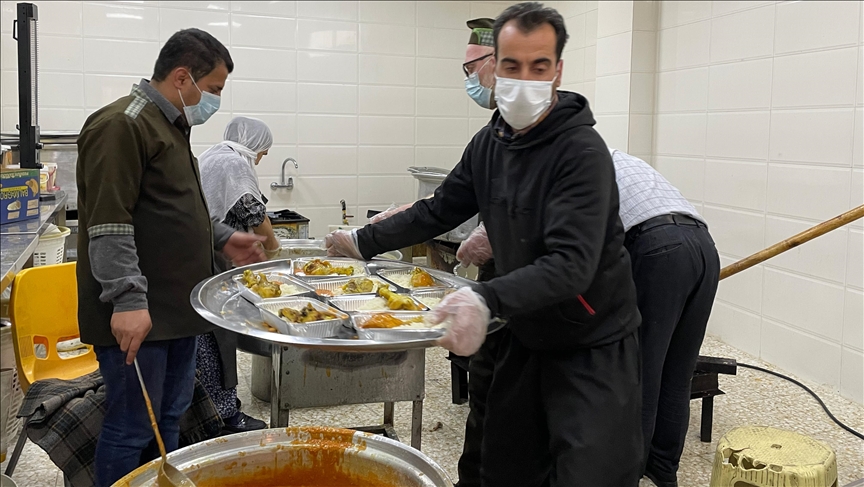 سلێمانی.. چێشخانەکەی مزگەوتی کاک ئەحمەدی شێخ ٢٠٢ ساڵ لە خزمەتکردن بە هەژاران