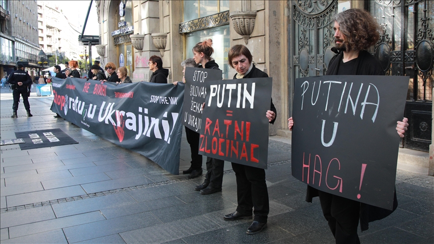 Beograd: "Žene u crnom" održale protest "Stop ratu u Ukrajini"
