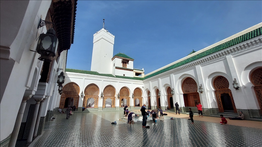 جامع الأندلس بالمغرب.. تراث معماري يزداد بهاء في رمضان (تقرير)