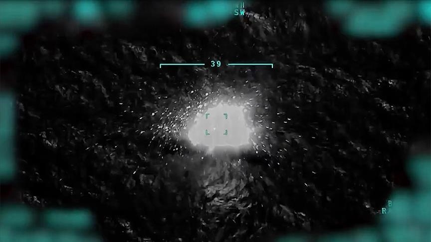 Беспилотник Aksungur поразил цель высокоточной авиабомбой MAM-L