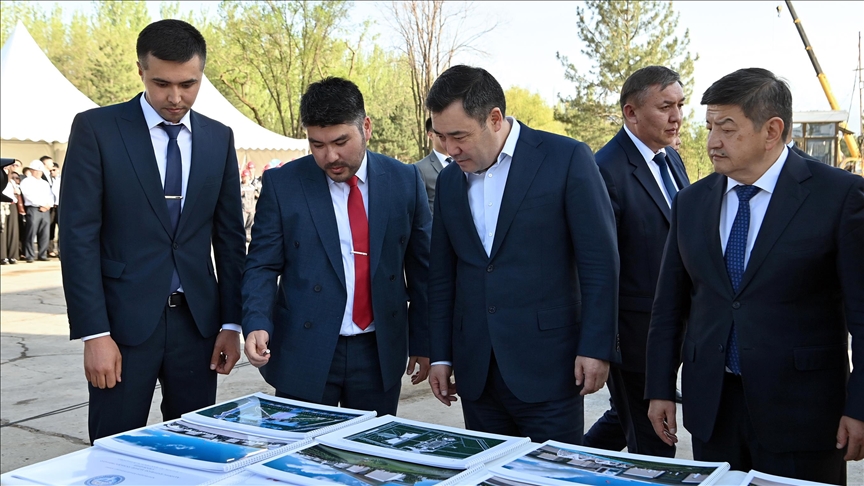 Жапаров заложил капсулу нового здания Администрации президента