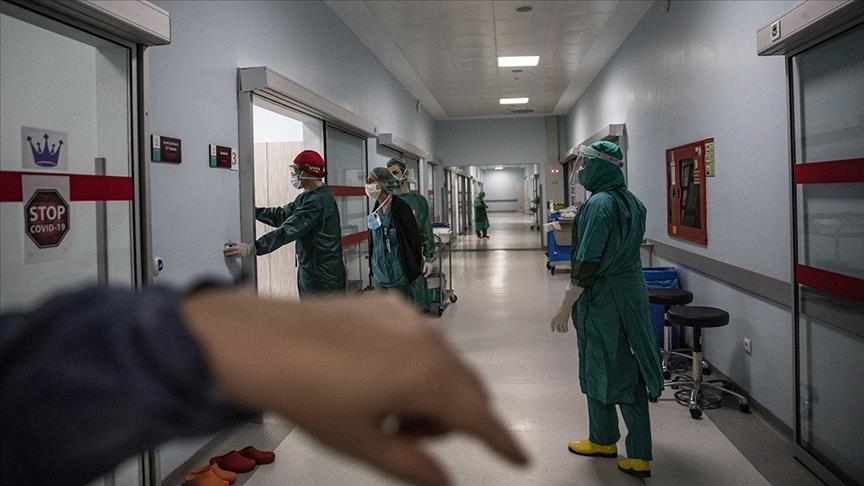 Turkiye reports over 4,000 new coronavirus cases