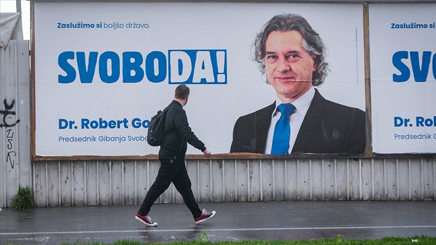 ANALIZA - Izbori u Sloveniji: Gotovo svi zastupnici i ministri na listama za parlament