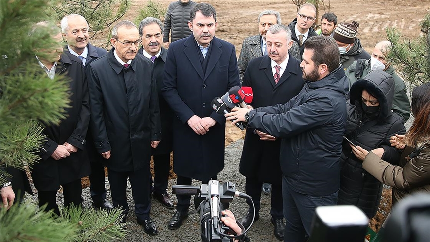 Bakan Kurum: Türkiye genelinde, 81 ilde 81 milyon metrekare millet bahçesi hedefiyle çalışmalarımızı yürütüyoruz
