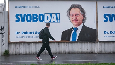 ANALIZA - Izbori u Sloveniji: Gotovo svi zastupnici i ministri na listama za parlament