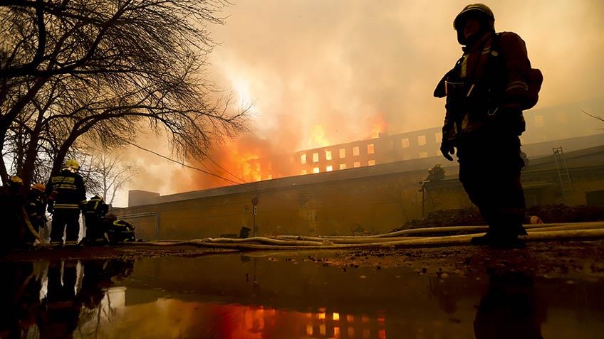 Al menos cinco muertos se registran tras un incendio en instituto militar de Rusia