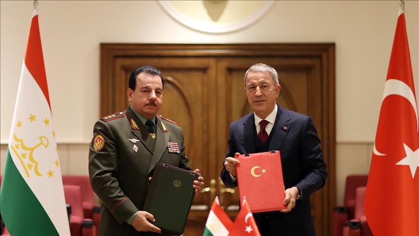 Turkish, Tajikistani defense chiefs sign Military Framework Agreement