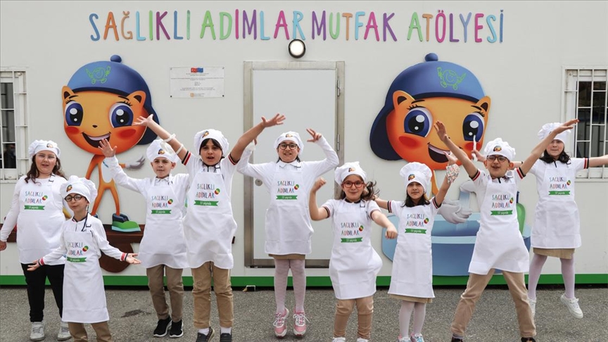 Sağlıklı Adımlar Mutfak Atölyesi kapılarını çocuklarla birlikte açtı