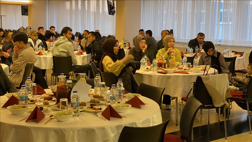 Мусульмане-уйгуры организовали программу ифтара в Вене