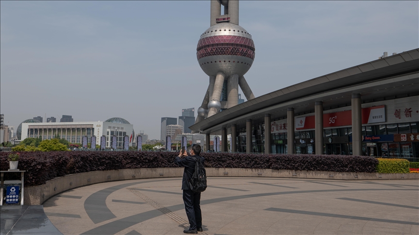 COVID lockdowns in Shanghai choke lifeblood of economy