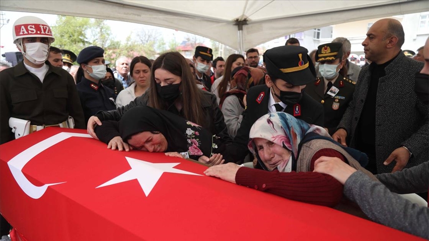 Şehit piyade Uzman Çavuş Kubilay Çon, Samsun'da son yolculuğuna uğurlandı