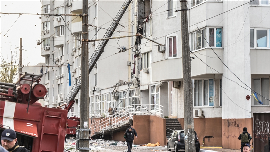 Missile strikes kill 6 in Ukrainian port city of Odessa, official says