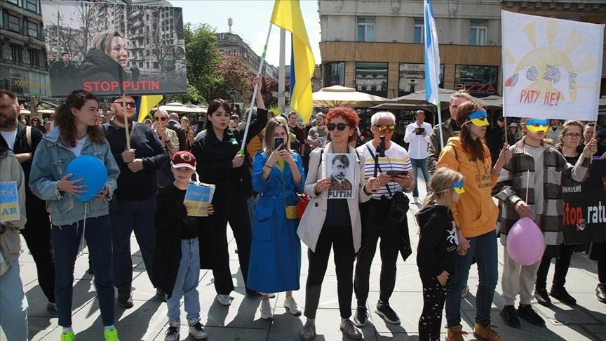 Serbie: manifestation à Belgrade contre la guerre en Ukraine