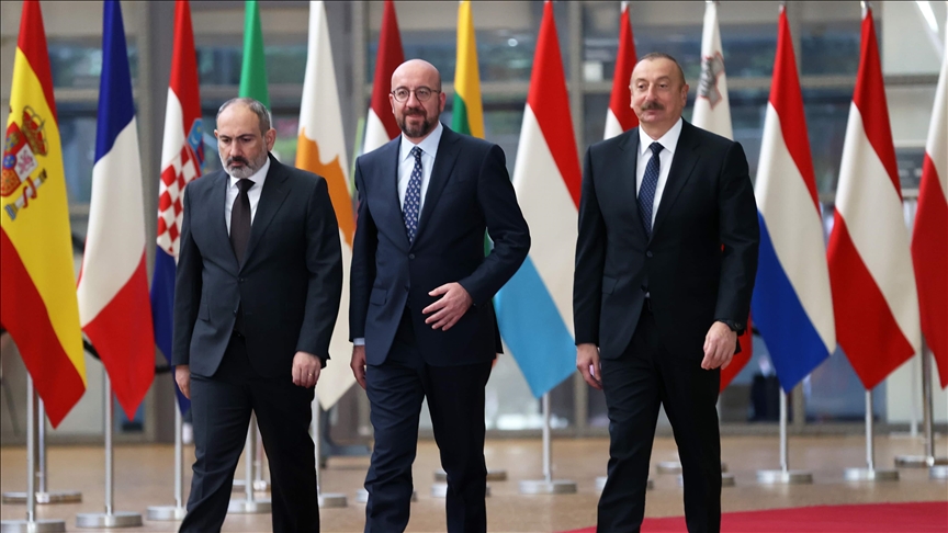 Azerbaiyán y Armenia acuerdan reunirse para avanzar en posibles conversaciones de paz 