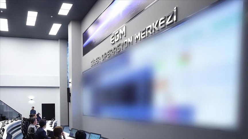 Siber Suçlarla Mücadele Daire Başkanlığı, tatilcileri dolandırıcılara karşı uyardı