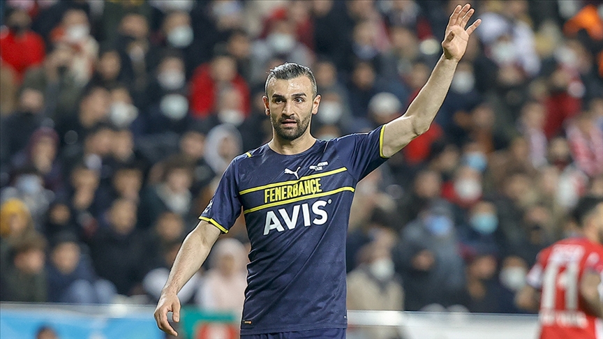 Fenerbahçeli futbolcu Serdar Dursun sezonu değerlendirdi