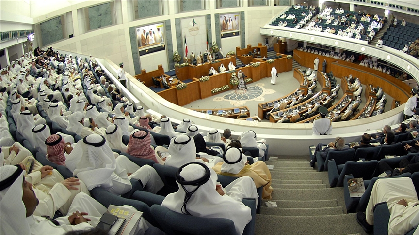 الكويت تحتج على تصريحات لنائب عراقي هددها بالحشد الشعبي