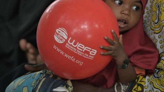 Turkish humanitarian groups provide food aid to families in Yemen