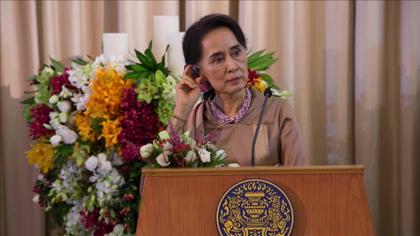 La depuesta líder de facto de Myanmar es sentenciada a cinco años de prisión por tribunal de junta golpista