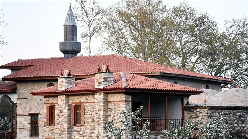 'Gladyatörler kenti'nin Osmanlı ve Cumhuriyet dönemi köy meydanı ayağa kaldırılıyor