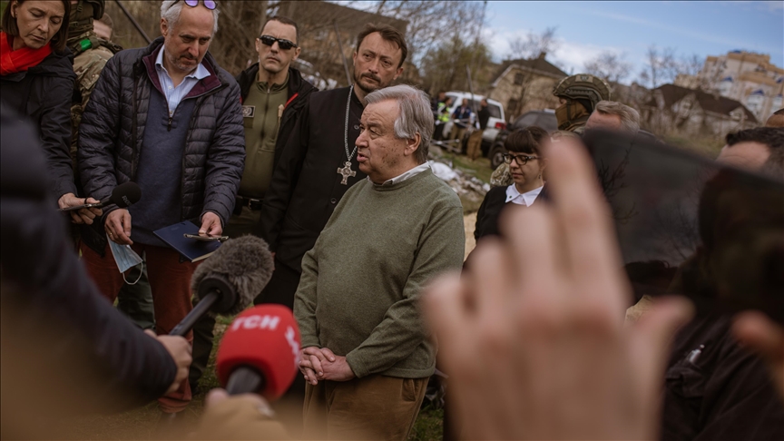 UN chief visits several Ukrainian towns