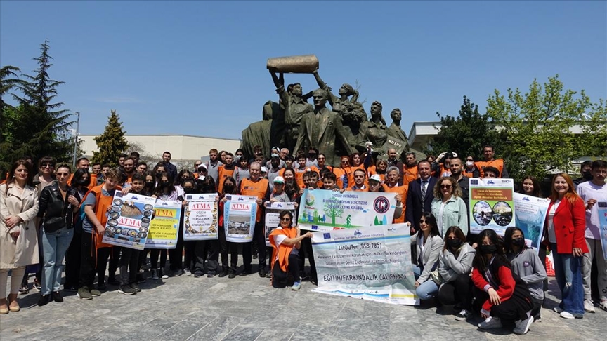 Trabzon'da "Karadeniz çöple dolmasın" farkındalık etkinliği yapıldı