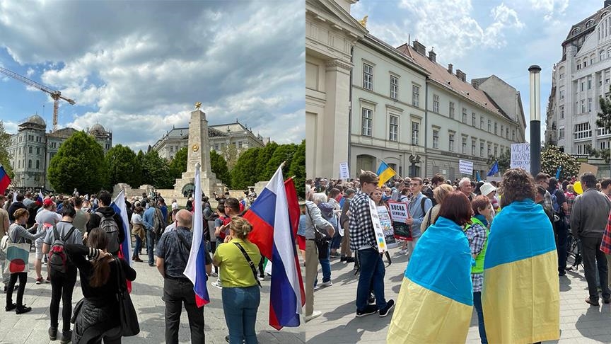 Hungarians join separate protests in support of Russia, Ukraine