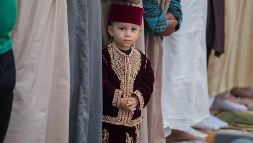 صلاة العيد بلا قيود في 14 دولة عربية (تقرير)