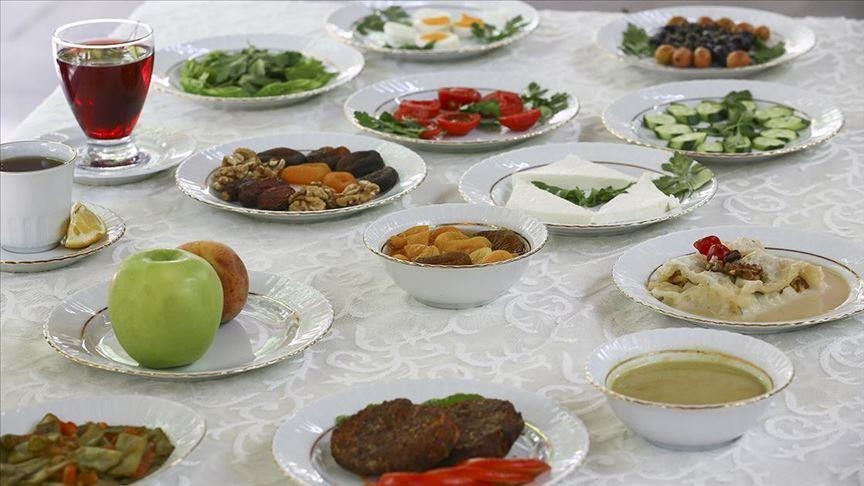 10 نصائح غذائية للصائمين مع حلول عيد الفطر المبارك (تقرير) 